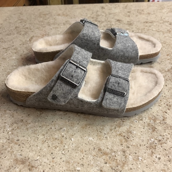 NWOT Birkenstock Arizona Happy Lamb Wool Size 1-1.5 - Picture 2 of 7
